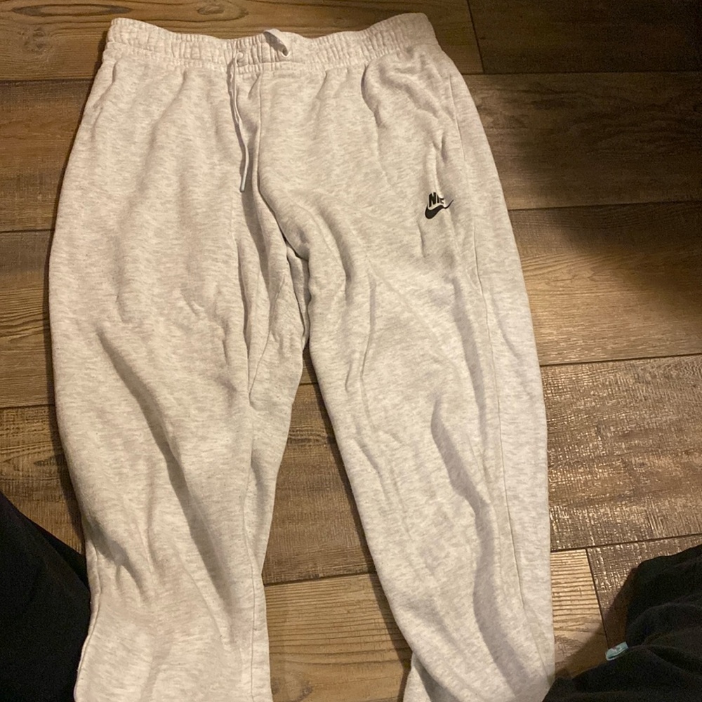 Nike sweatpants woman’s M